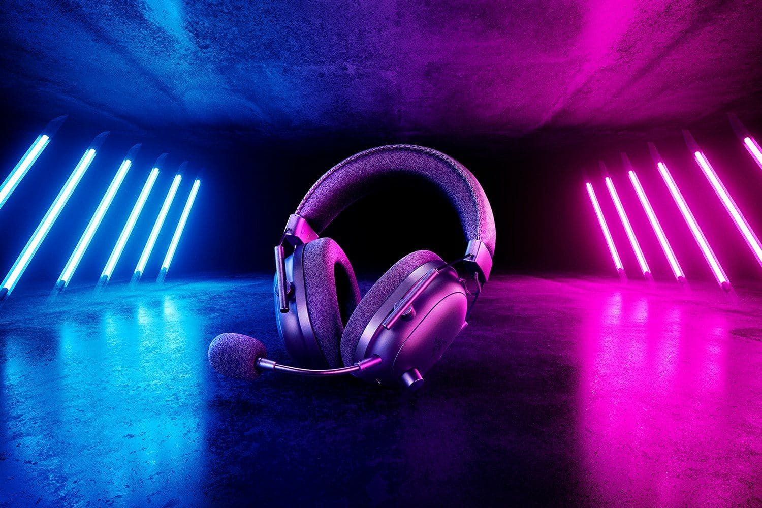 Razer BlackShark V2 Pro Auricolare Wireless A Padiglione Gaming Bluetooth Nero (RAZER BLACKSHARK V2 PRO XBOX W/L H/S BLK)